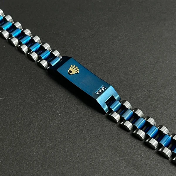Rolex Bracelets in Uganda crafted for style and luxury appeal, perfect for gifting or personal elegance. Available in gold, silver, and custom finishes to match your premium taste.